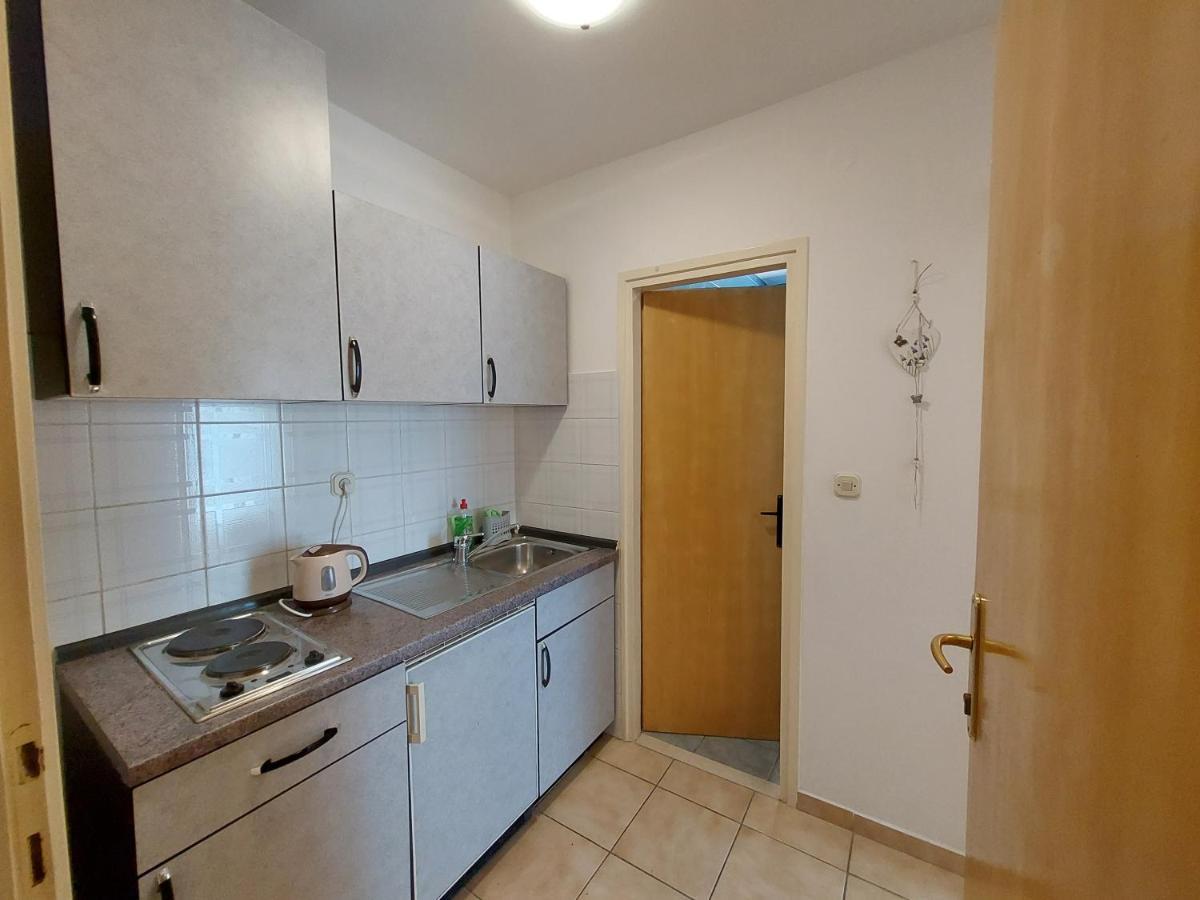 Apartmani Rahela Водице Экстерьер фото